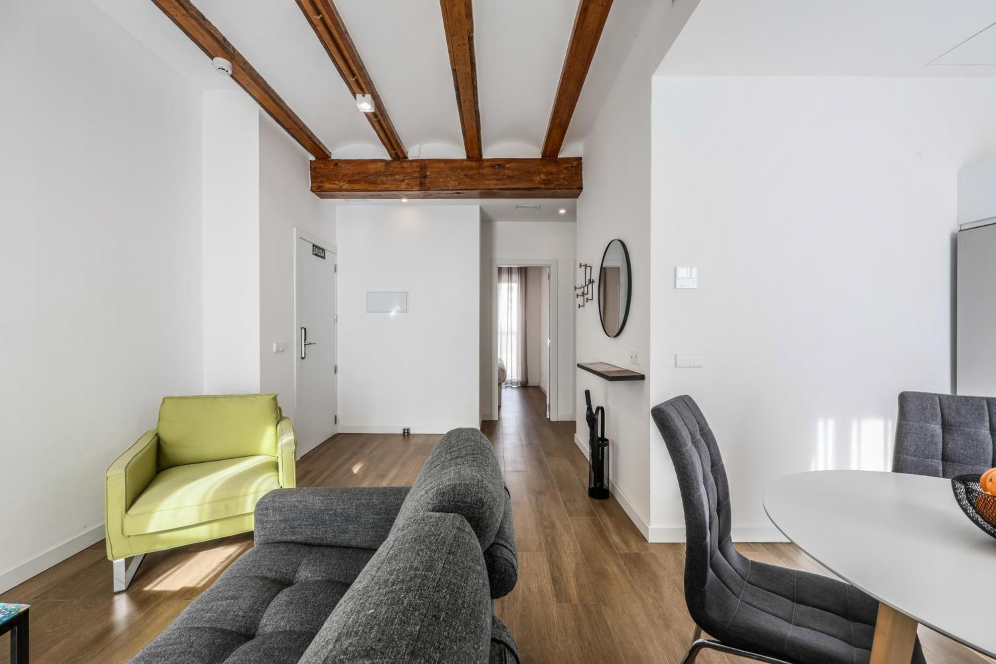 ולנסיה Amazinn Places Evi Apartments מראה חיצוני תמונה