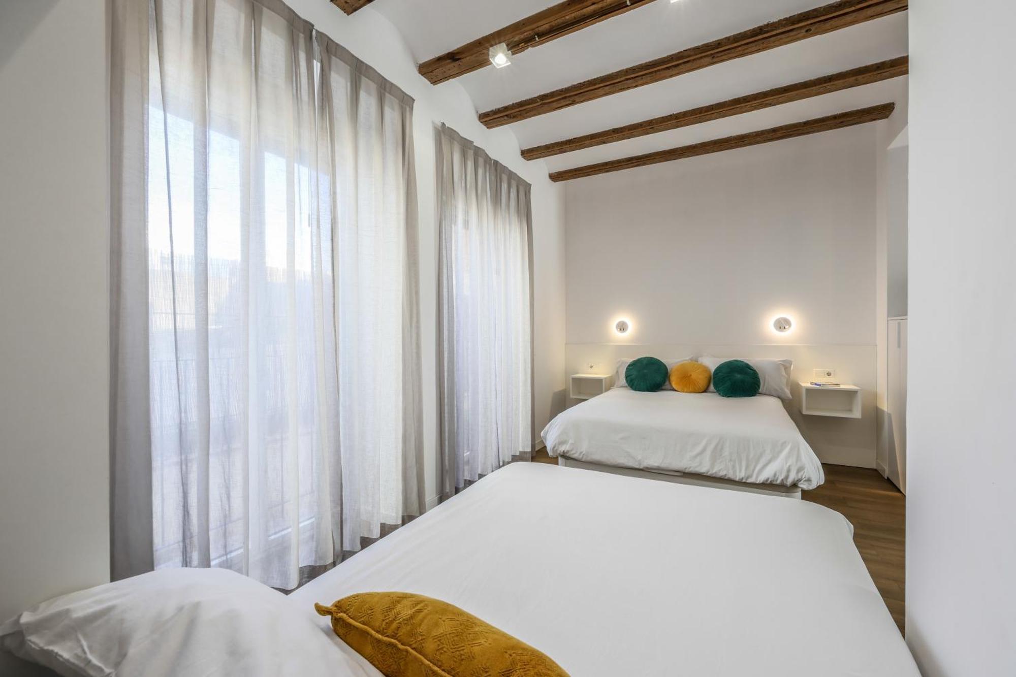 ולנסיה Amazinn Places Evi Apartments מראה חיצוני תמונה